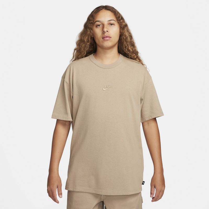 nike-sportswear-premium-essentials-marron-do7392-247-1.jpeg