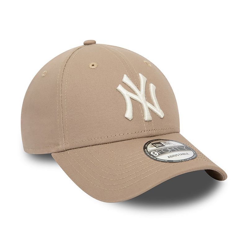 new-era-new-york-yankees-league-essential-9forty-marron-60435207-230-2.jpeg