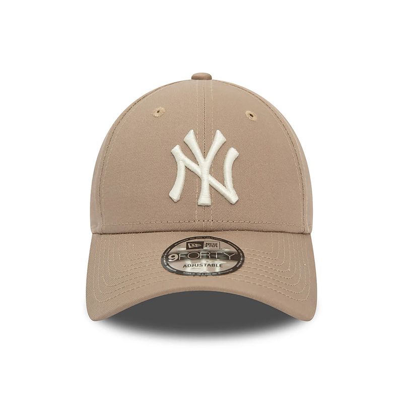 new-era-new-york-yankees-league-essential-9forty-marron-60435207-230-3.jpeg