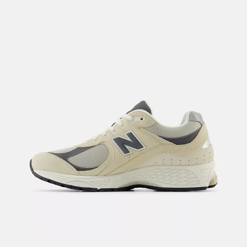 new-balance-2002r-beiges-m2002rfa-2.jpeg