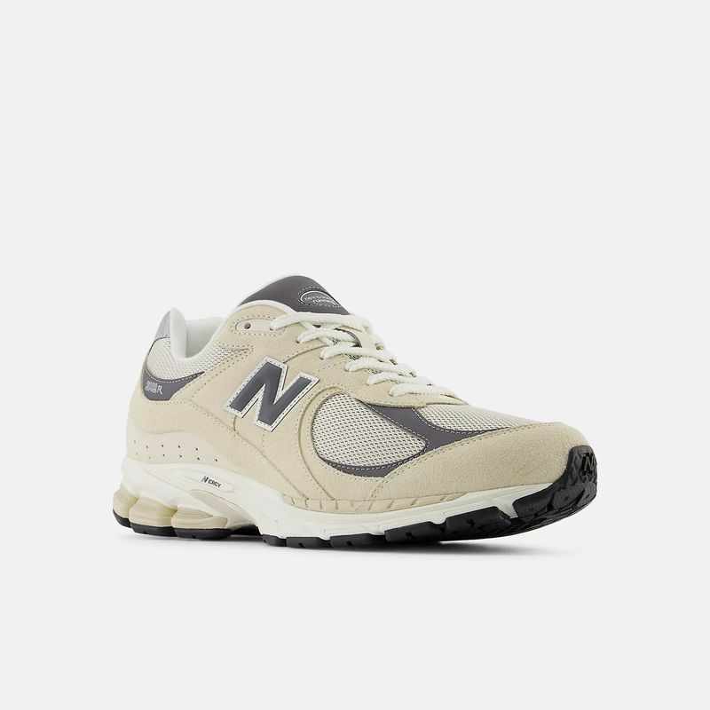 new-balance-2002r-beiges-m2002rfa-3.jpeg