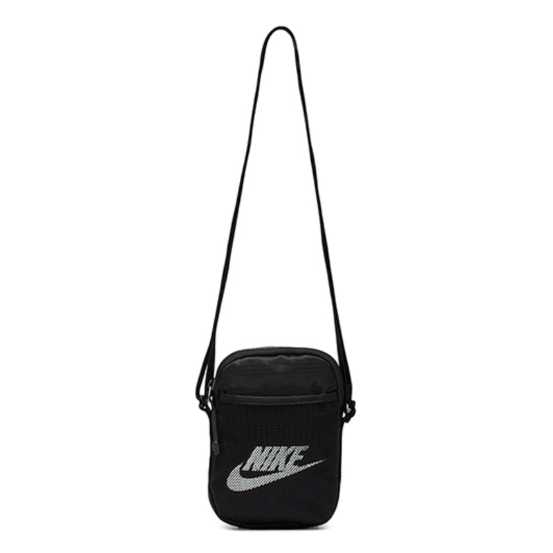 nike-heritage-negras-ba5871-010-3.png