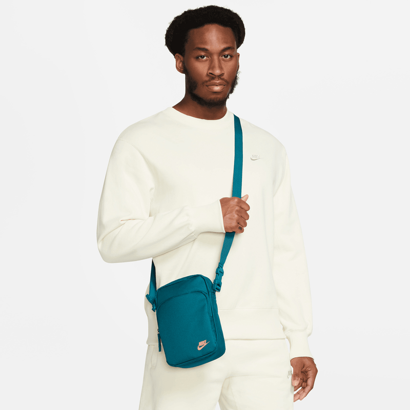 nike-heritage-azul-db0456-381-1.png