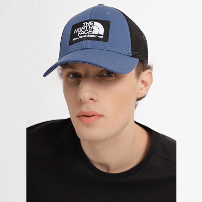 the-north-face-mudder-trucker-azul-nf0a5fxahdc1-1.png