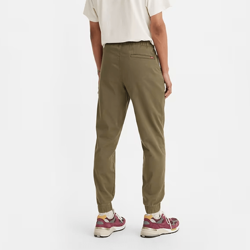 levi-s-xx-chino-jogger-iii-verde-a4761-0001-3.png