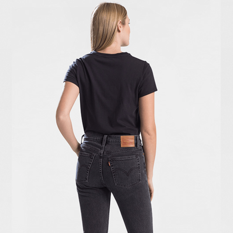 levi-s-perfect-tee-negra-39185-0008-2.png