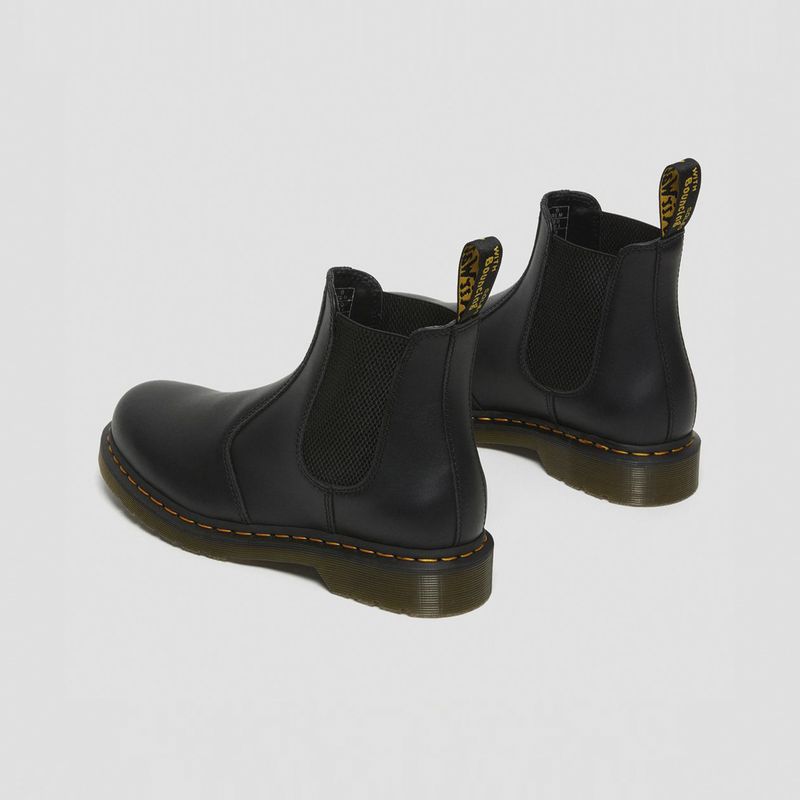 drmartens-2976-black-nappa-negros-27100001-4.jpeg