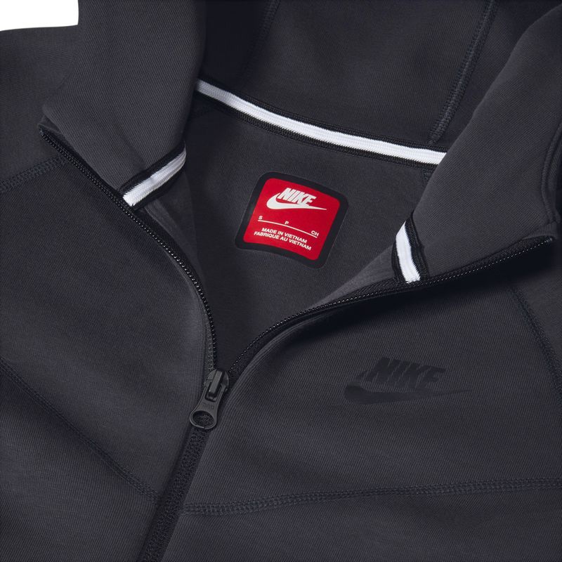 nike-sportswear-tech-fleece-negras-fd3285-060-4.jpeg