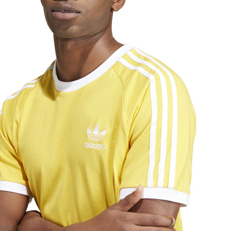 adidas-adicolor-classics-amarilla-im9388-3.jpeg