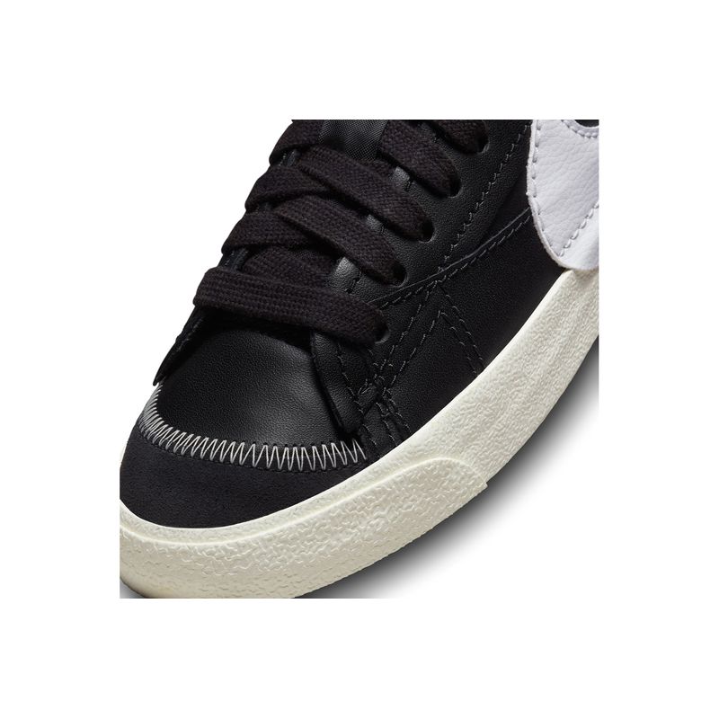 nike-blazer-low--77-jumbo-negras-fd9858-001-7.jpeg