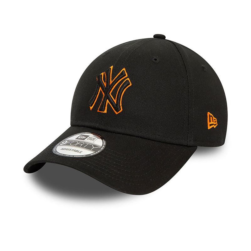 new-era-new-york-yankees-team-outline-9forty-negra-60503412-001-1.jpeg