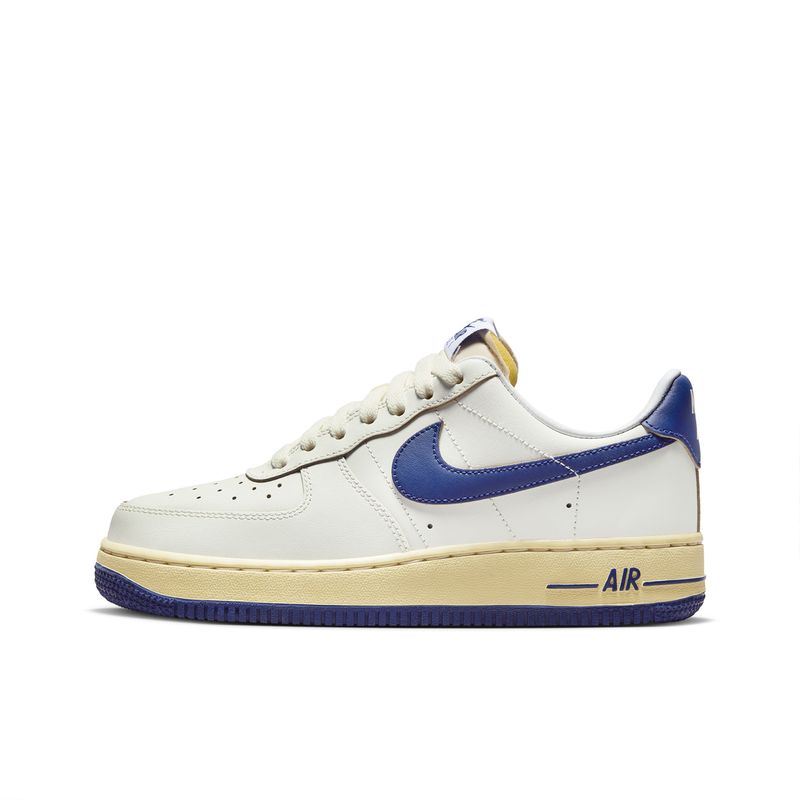 nike-air-force-1--07-blanco-y-azul-fq8103-133-1.jpeg