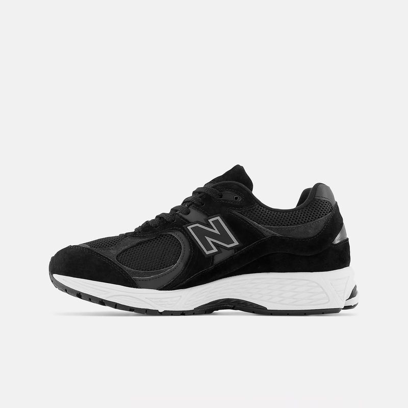 new-balance-2002r-negras-m2002rbk-2.jpeg