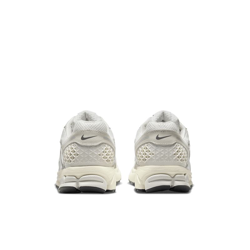 nike-zoom-vomero-5-gris-hf0731-007-5.jpeg