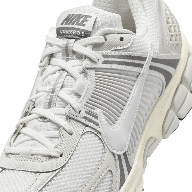 nike-zoom-vomero-5-gris-hf0731-007-7.jpeg