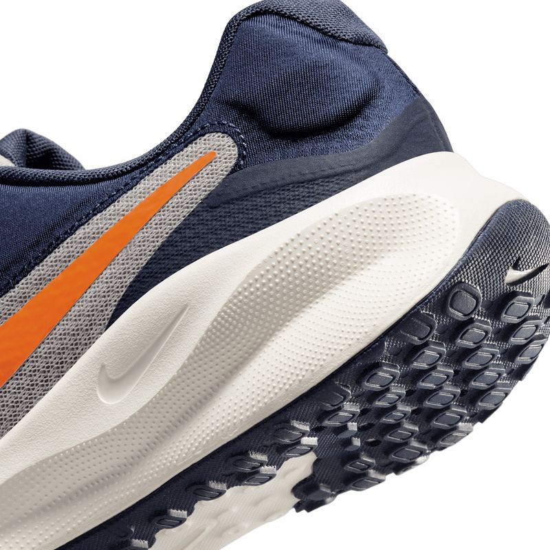 nike-revolution-7--fb2207-009-7.jpeg