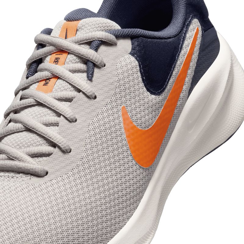 nike-revolution-7--fb2207-009-8.jpeg