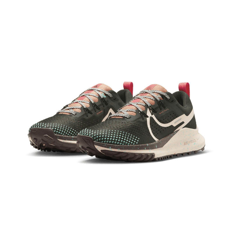 nike-pegasus-trail-4-verdes-dj6159-300-3.png