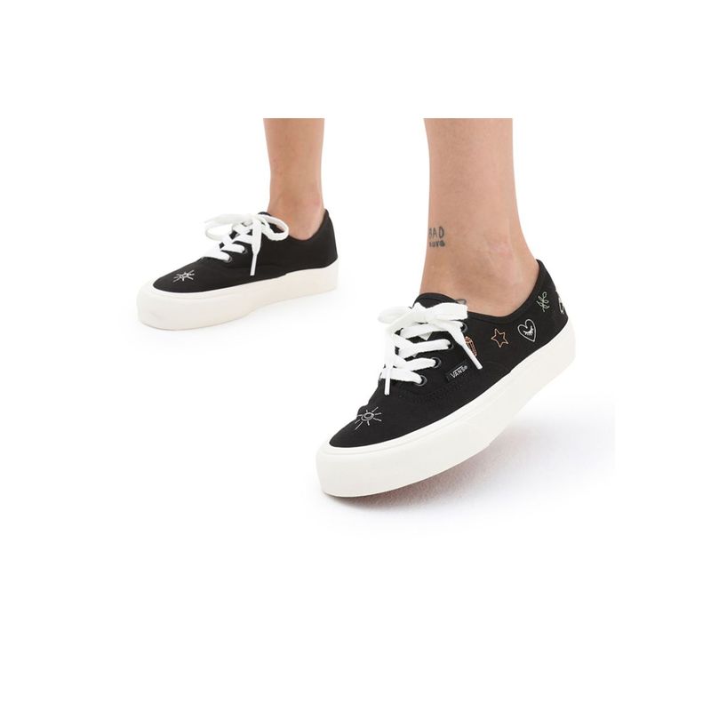 vans-authentic-vr3-negras-vn0005udbm81-2.jpeg