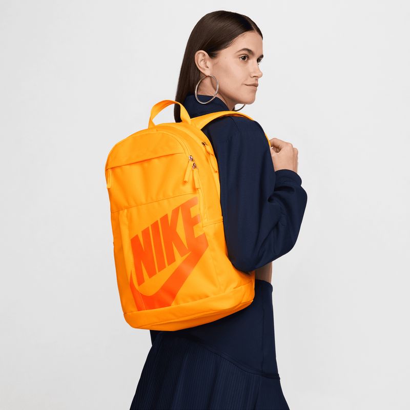 nike-elemental-naranja-dd0559-845-1.jpeg
