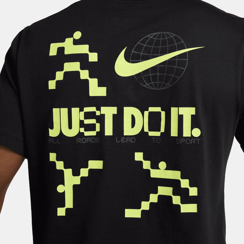 nike-sportswear-negra-fv3765-010-4.jpeg