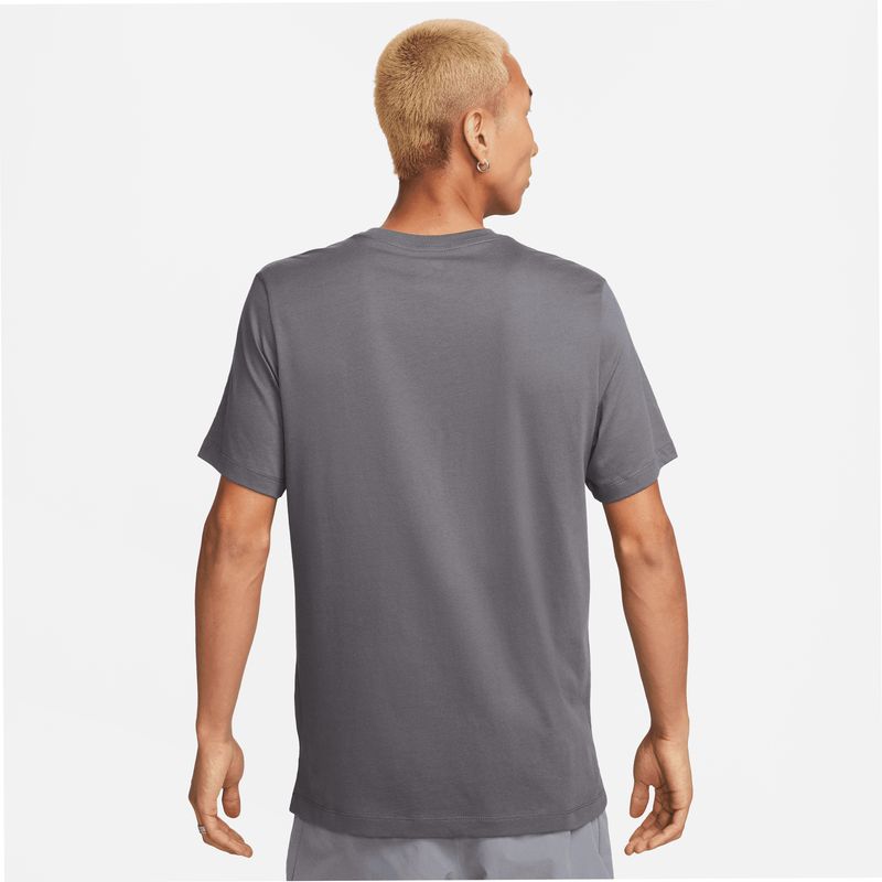 nike-sportswear-gris-fq3754-068-2.jpeg