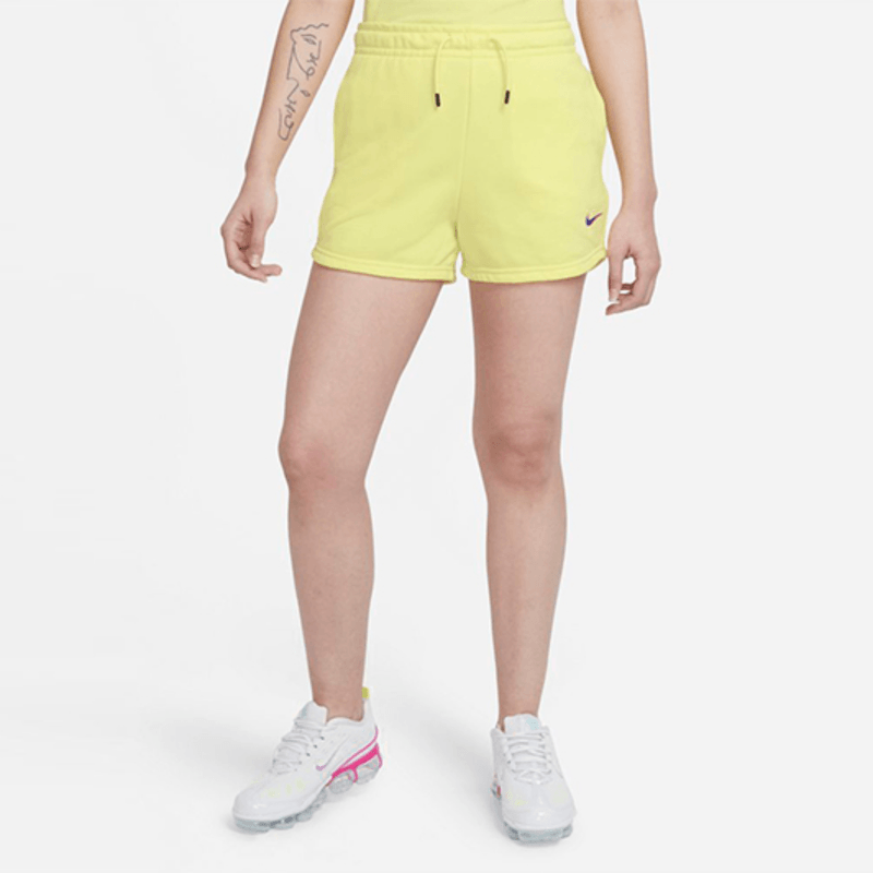 nike-sportswear-essential-amarillo-dj4129-712-1.png