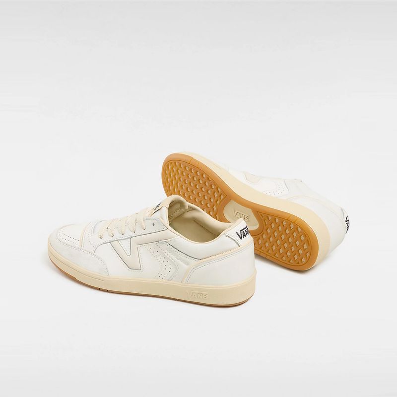 vans-lowland-comfycush-jmp-r-beiges-vn0007p2cd31-3.jpeg