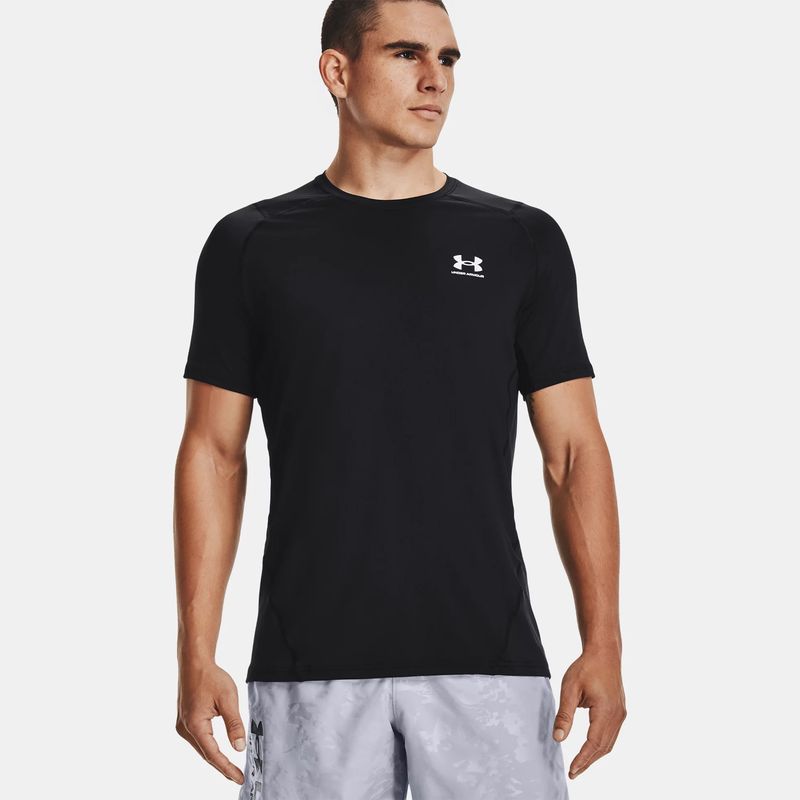 under-armour-heatgear®-fitted-negra-1361683-001-1.jpeg