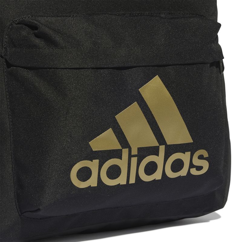 adidas-classic-badge-of-sport-negra-il5812-5.jpeg