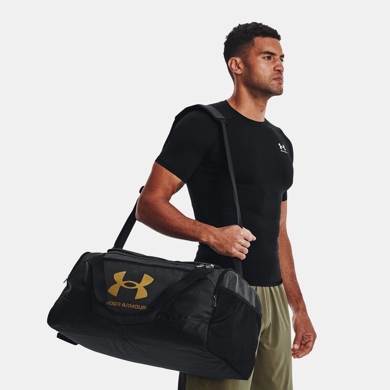 under-armour-undeniable-5.0-duffle-negra-1369223-002-1.jpeg