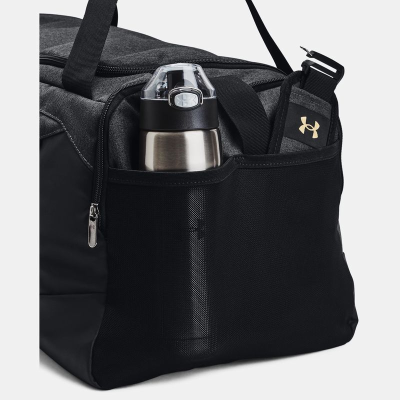 under-armour-undeniable-5.0-duffle-negra-1369223-002-6.jpeg