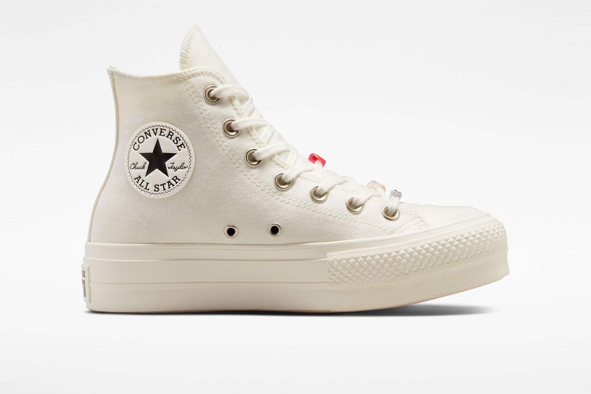 Zapatillas CONVERSE Chuck Taylor All Star Lift Platform DIY Floral Blancas Foot on Mars