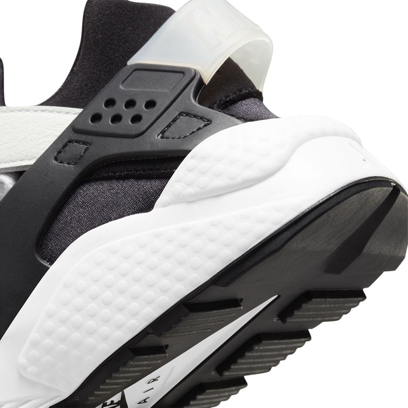 nike-air-huarache-multicolor-dd1068-001-8.jpeg