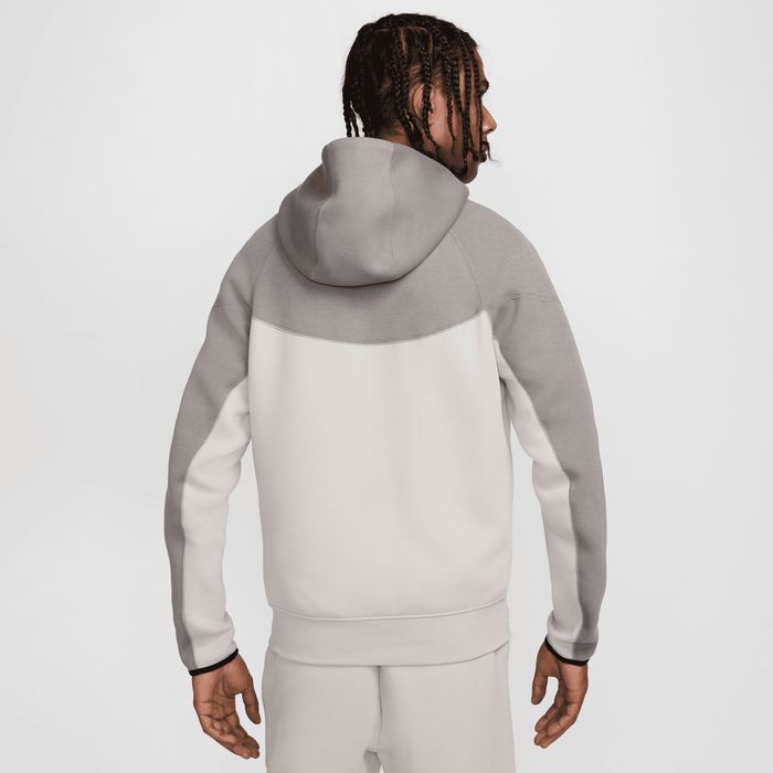 Tech Fleece