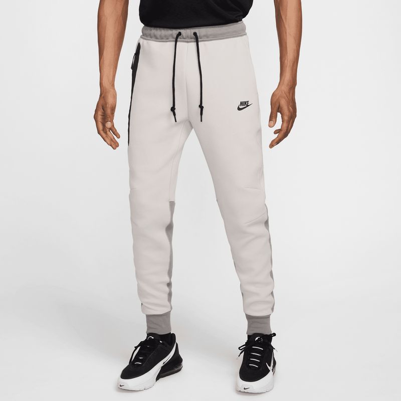 nike-tech-fleece-blanco-fb8002-014-1.jpeg