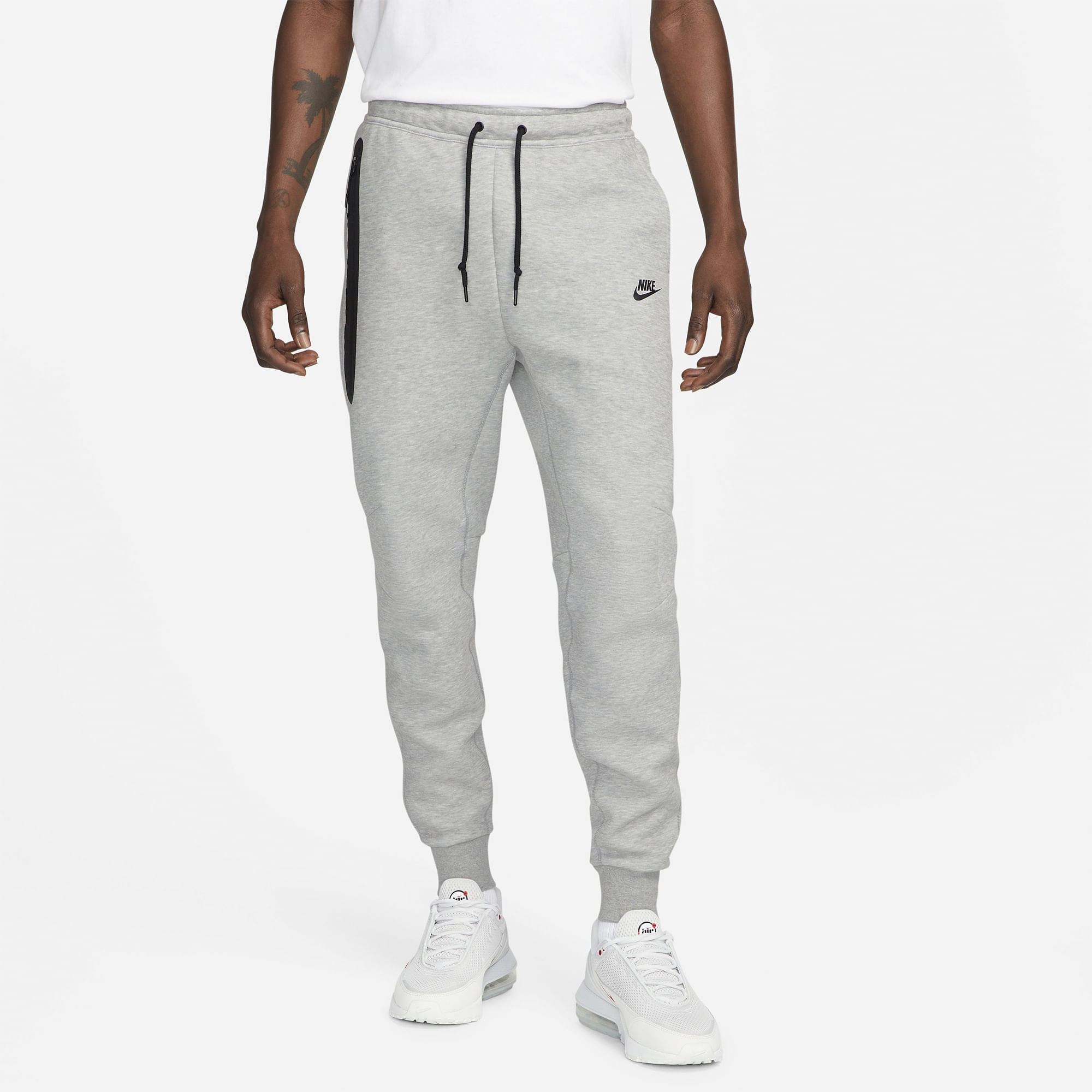 Pantalón NIKE Tech Fleece Gris Foot on Mars