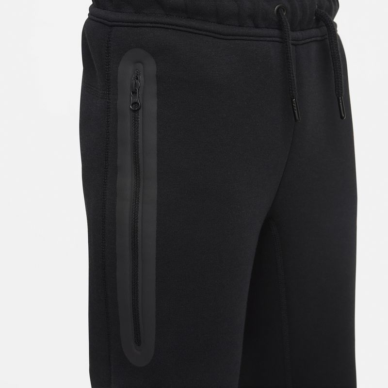 nike-sportswear-tech-fleece-negro-fd3287-010-4.jpeg
