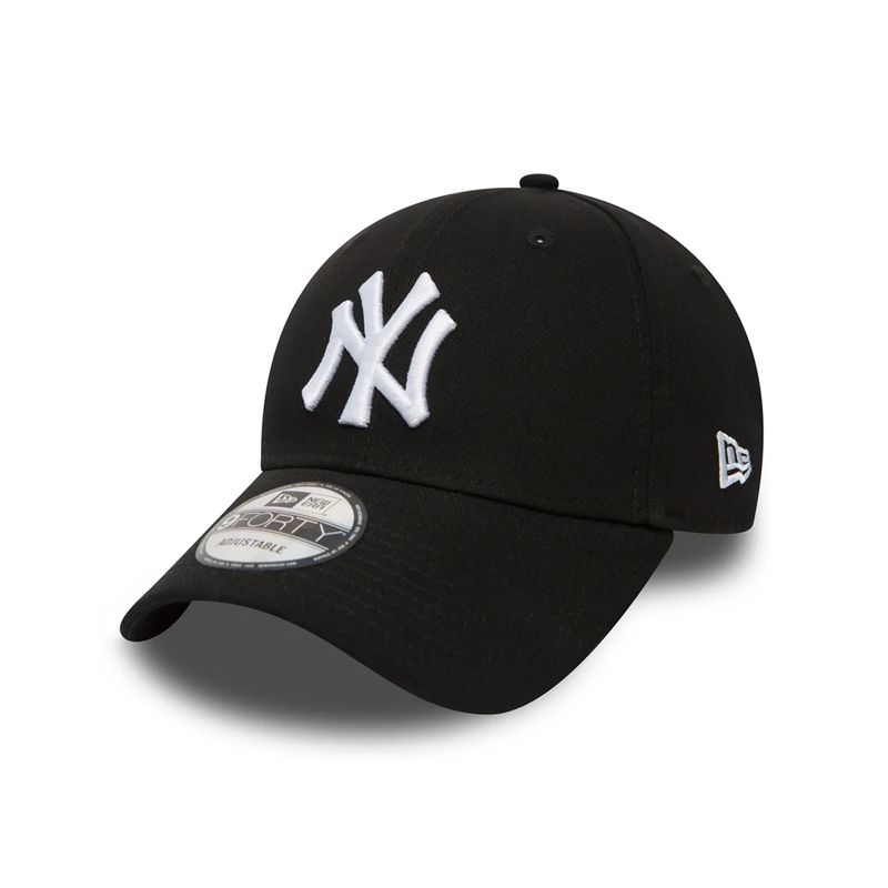 new-era-new-york-yankees-essential-negro-9forty-negra-10531941-001-1.jpeg