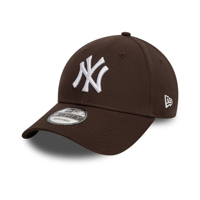 New York Yankees League Essential