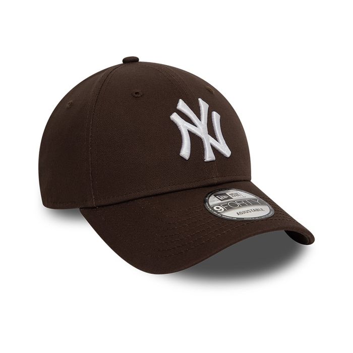 New York Yankees League Essential