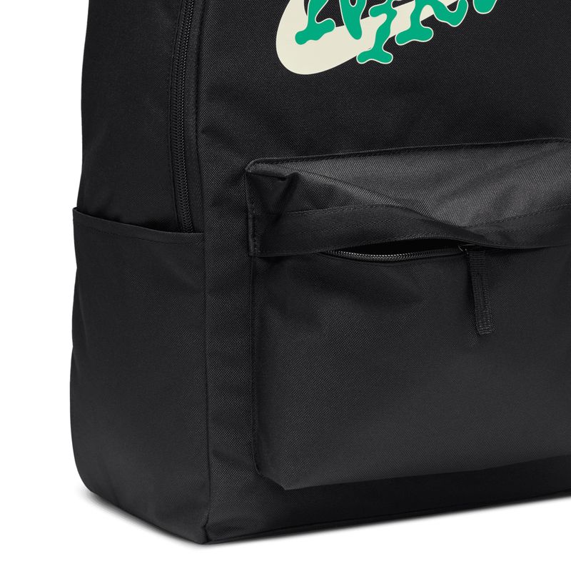nike-heritage-negra-fn0878-010-5.jpeg