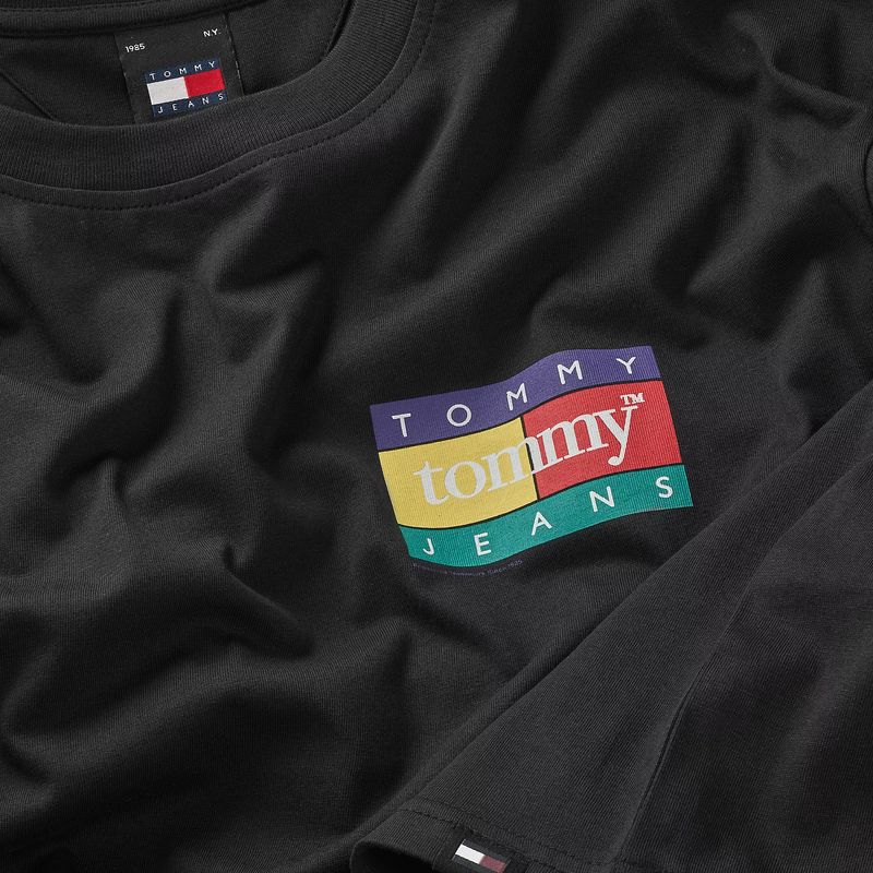 tommy-jeans-flag-negra-dm0dm18527bds-3.jpeg