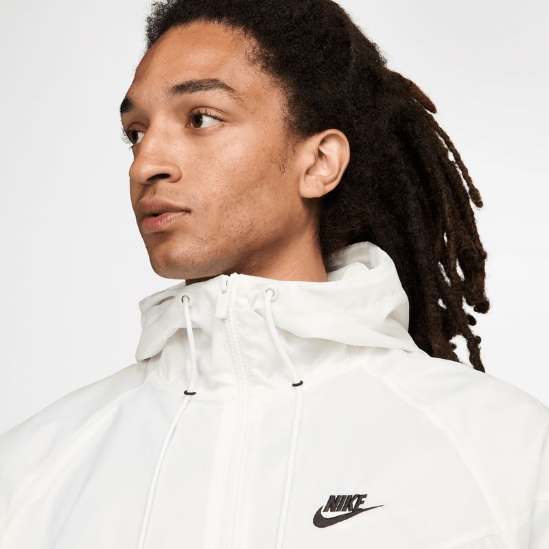 nike-sportswear-heritage-essentials-windrunner-blanca-da0001-135-3.jpeg