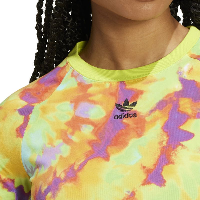 adidas-tie-dyed-multicolor-iy7585-3.jpeg