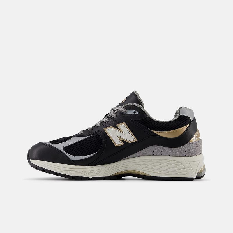 new-balance-2002r-negras-m2002rpo-2.jpeg