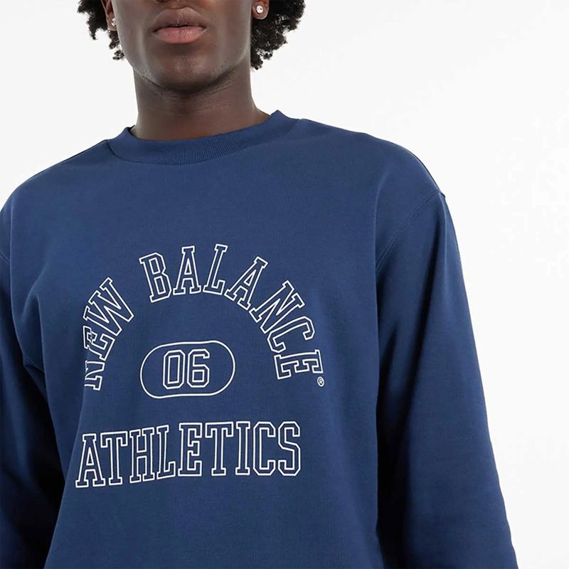 new-balance-graphic-crew-1-azul-marino-mt43507_nny-3.jpeg