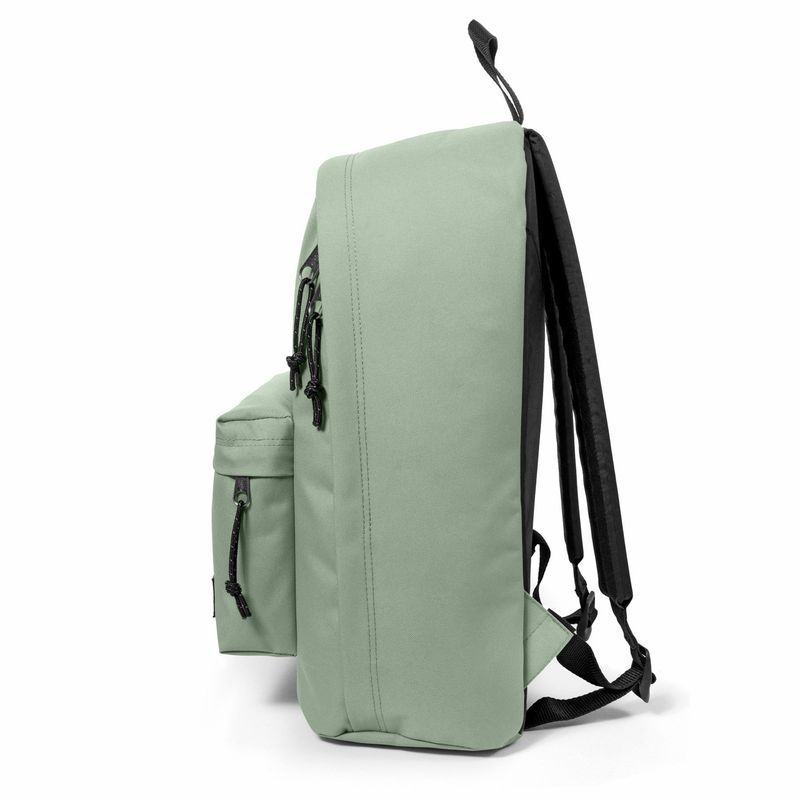 eastpak-out-of-office-verde-ek0007671o21-5.jpeg