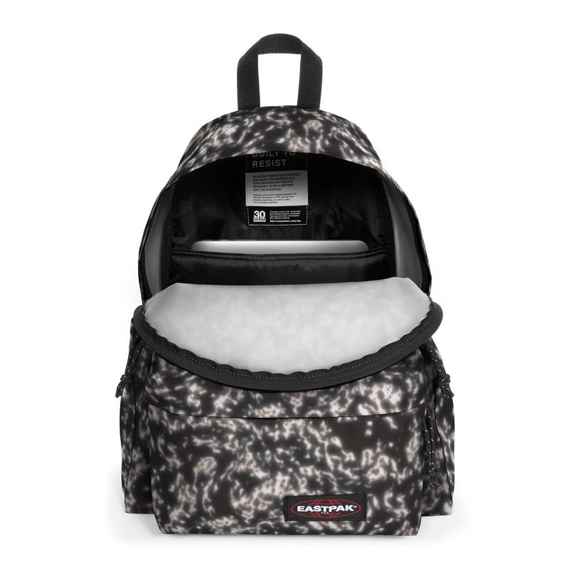 eastpak-day-pak-r-multicolor-ek0a5bg43o21-4.jpeg