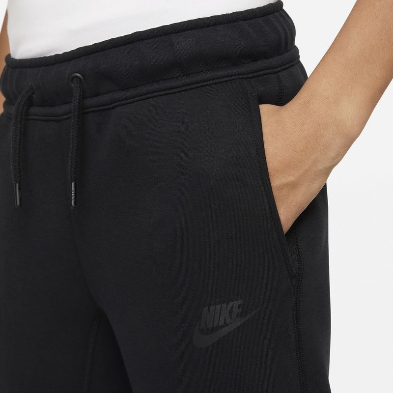 nike-sportswear-tech-fleece-negro-fd3287-010-3.jpeg